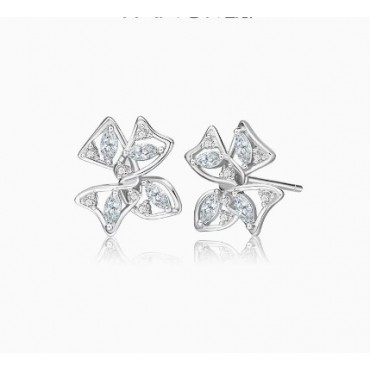 New Silver Flower Earrings for Women 925 Silver Earrings Fashionable, Luxury, and Small Group Design Temperament Earrings Gentle